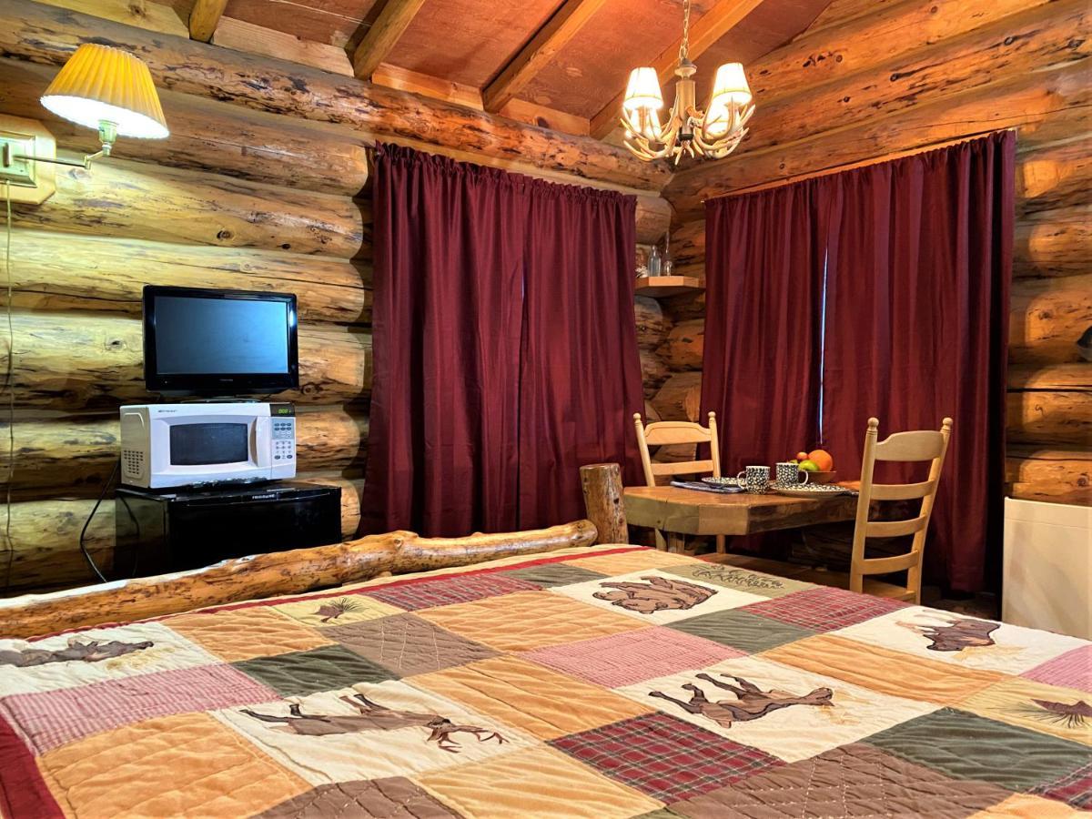 Chalet Alaska Creekside In *