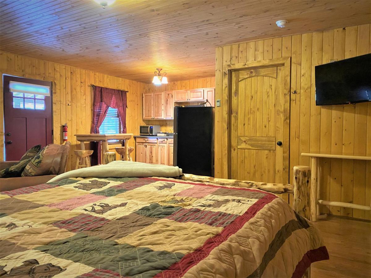 Chalet Alaska Creekside In *