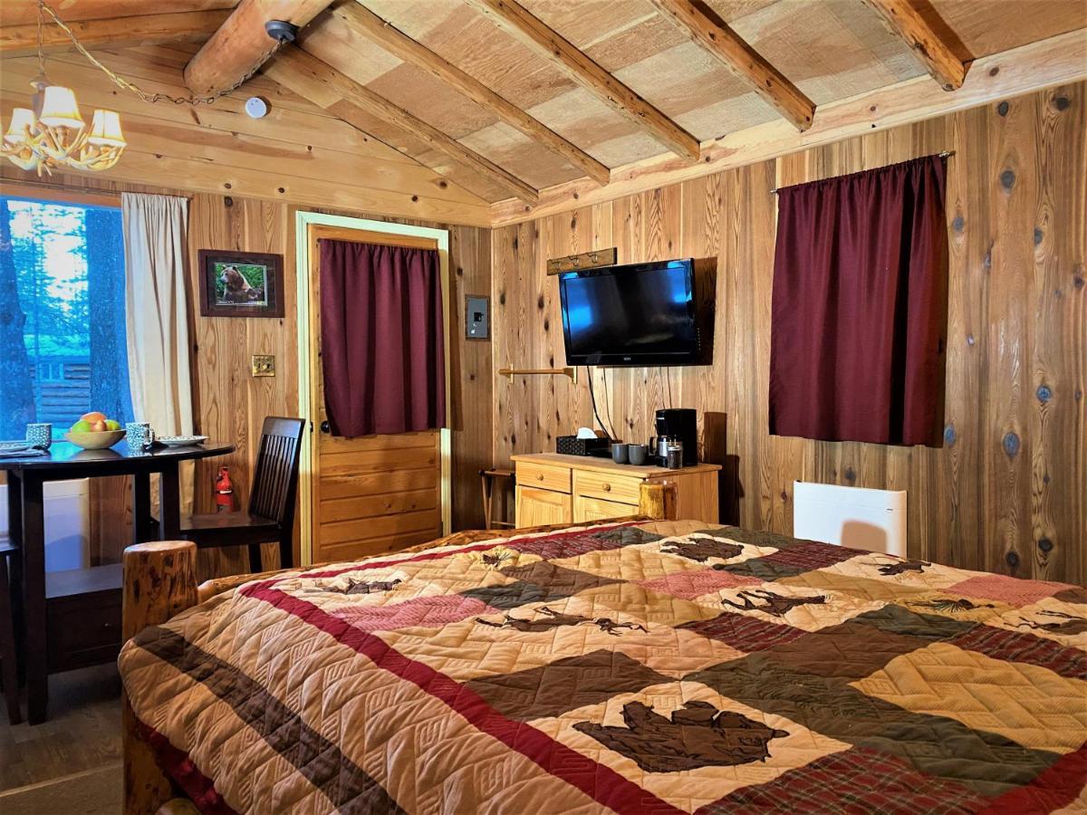 Chalet Alaska Creekside In