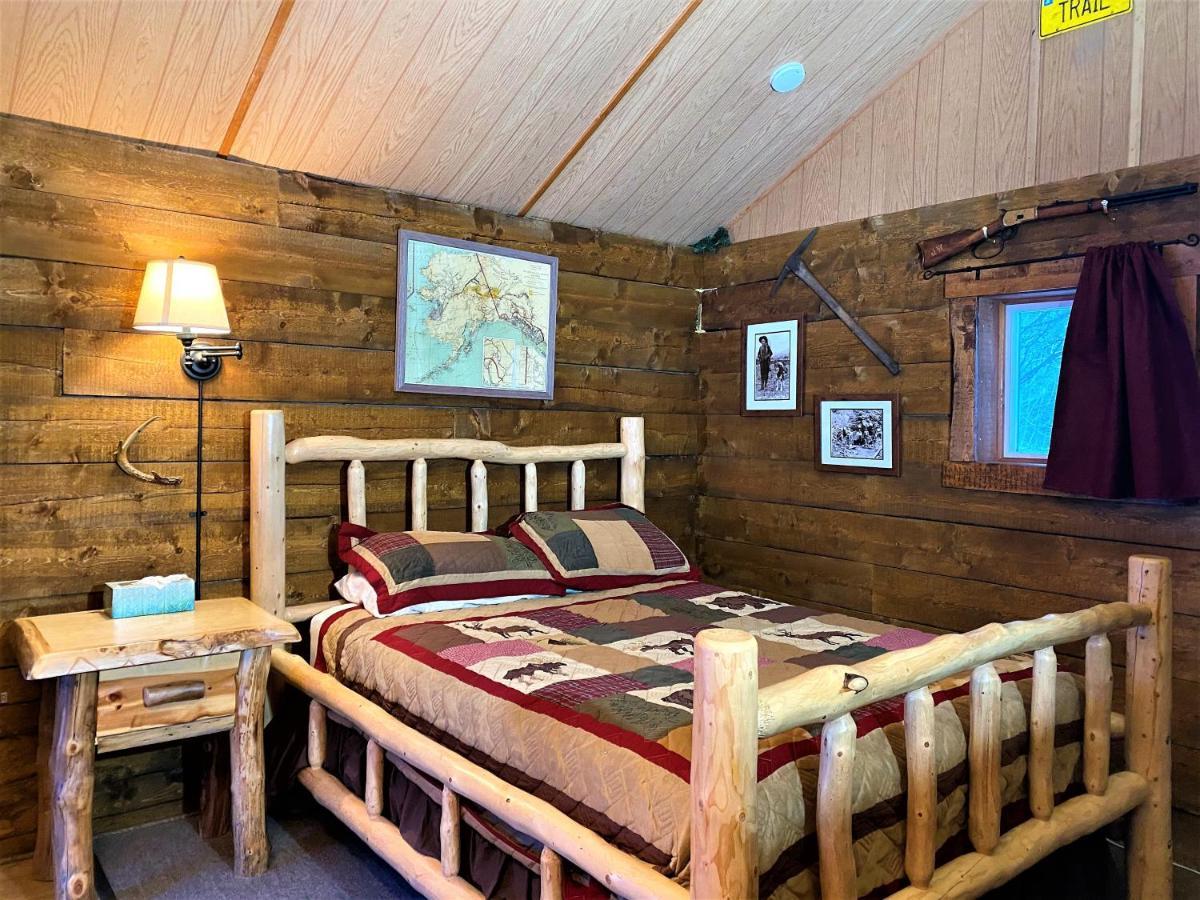 Chalet Alaska Creekside In *