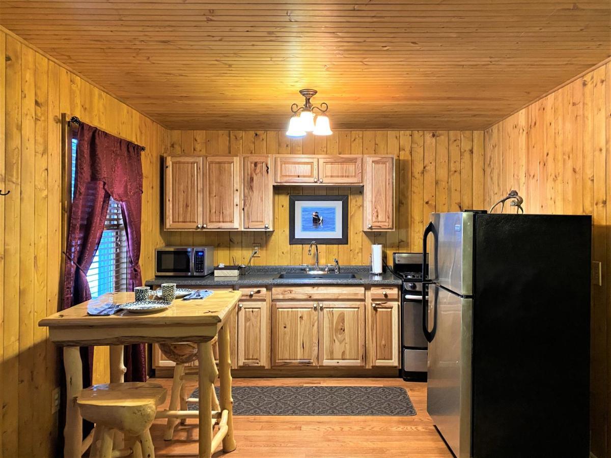 Alaska Creekside In Chalet