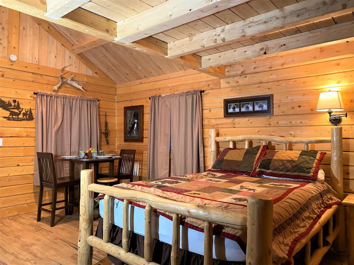 Chalet Alaska Creekside In